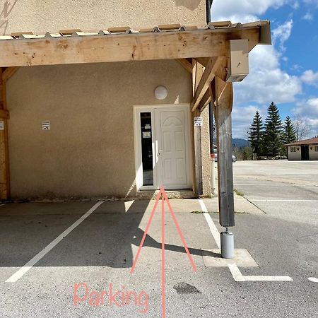 Appartement Ideal Pour Ete Et Hiver, Situe Au Pied Des Pistes De Ski Et Des Sentiers De Randonnee Prémanon Exteriér fotografie